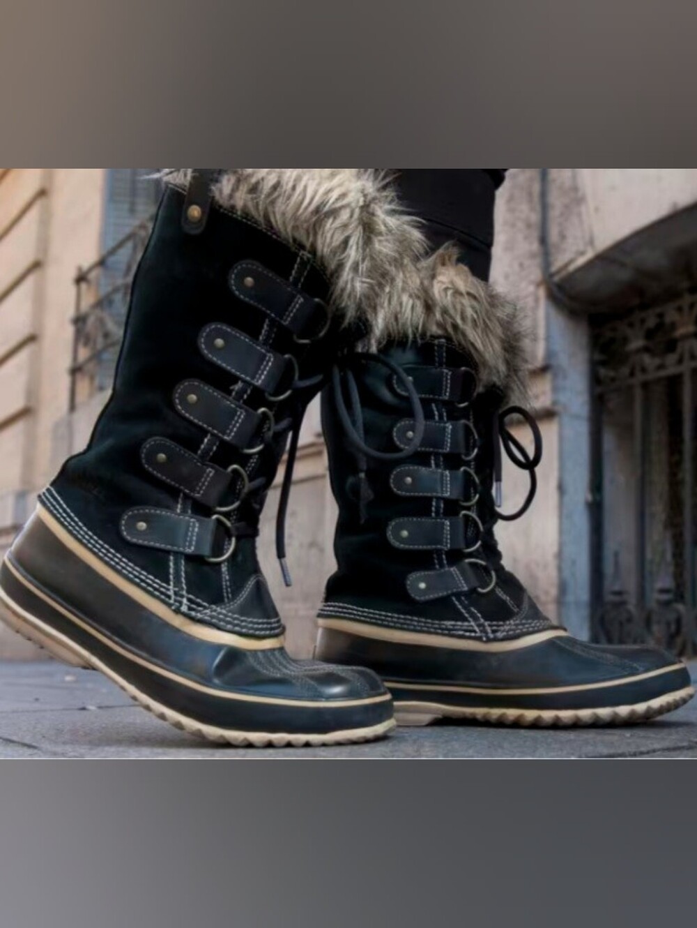 Sorel Joan Of Artic Black Fur-Trim Lace-Up Winter Boots